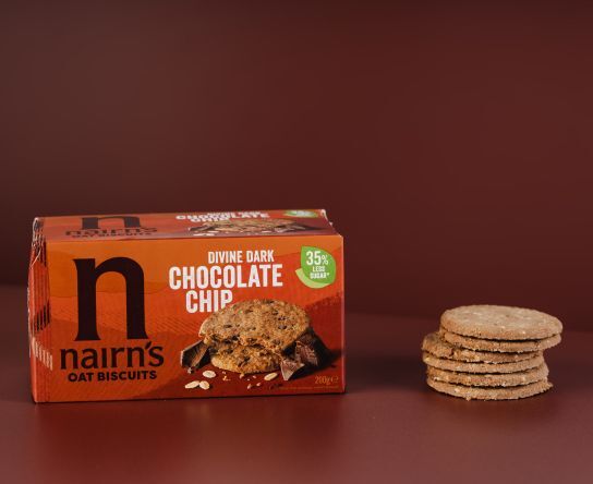 Nairn's Dark Chocolate Oat Biscuits pack